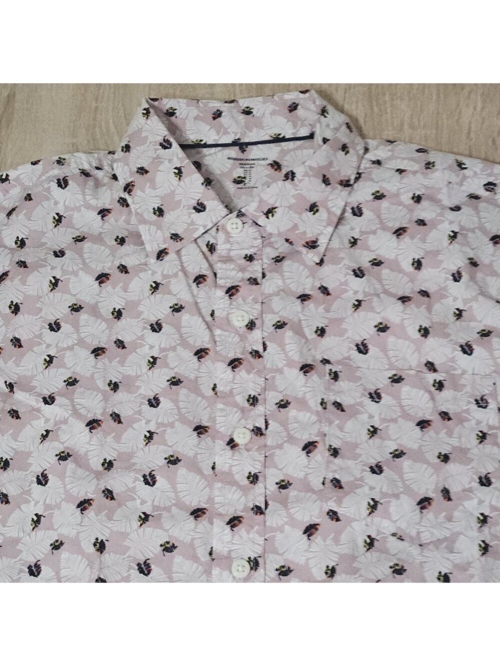 Essentials Mens Size M Regular Fit Pink Leaf Button Up Shirt New